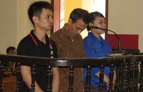 Lại hoãn phiên tòa vì 'trùm' ma túy bị đau đầu