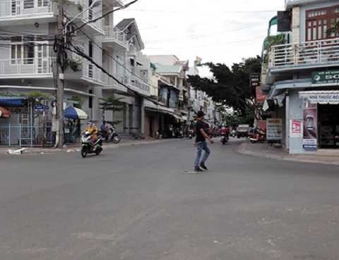 Sợ thảm sát, làm 'đám ma sống' cho cả gia đình