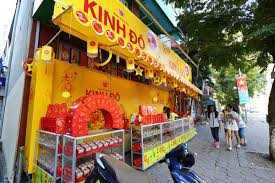 Không cấp phép quầy bánh trung thu 'gặm' vỉa hè