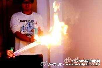 Xịt thuốc diệt gián gần bếp gas, bà nội trợ biến thành ‘đuốc sống’