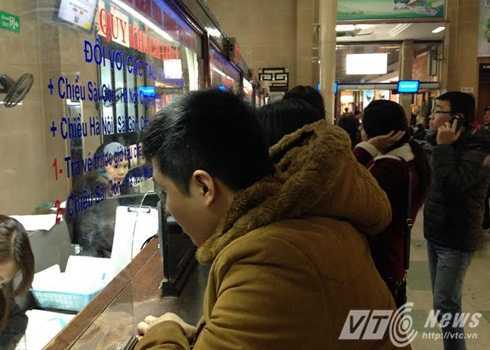 Hành khách tự đặt chỗ, in vé khi đi tàu hỏa