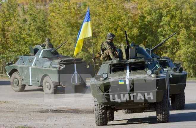 Ukraine không cắt giảm chi tiêu quốc phòng