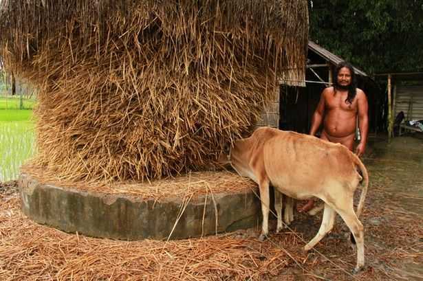 Người đàn ông ở trần suốt 40 năm vì chứng bệnh kỳ quặc