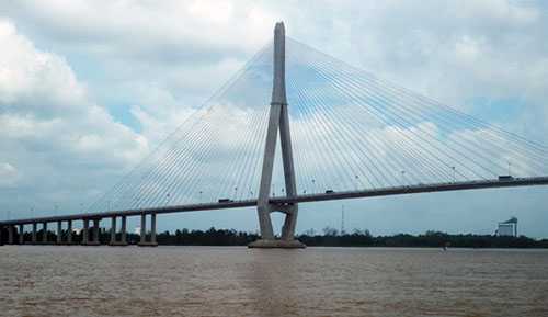 Sự cố sập cầu Cần Thơ: Những chuyện buồn còn dai dẳng