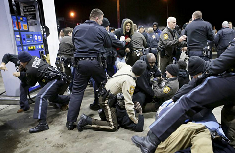 Chính quyền Mỹ cam kết bảo đảm an ninh cho cảnh sát