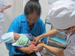 Tăng cường tiêm vacxin viêm gan cho trẻ sơ sinh