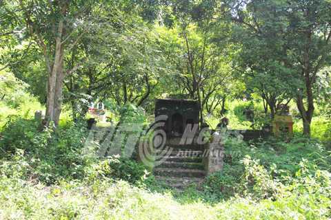 Những kẻ thiếu hiểu biết đã trộm xương cô gái bị sét đánh thế nào?