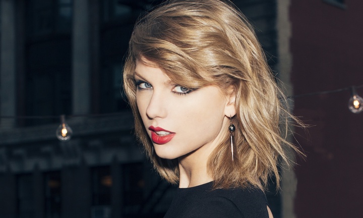 Taylor Swift dẫn đầu danh sách người quyền lực nhất 2015