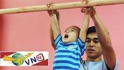 Trẻ tập gym giúp phát triển vận động