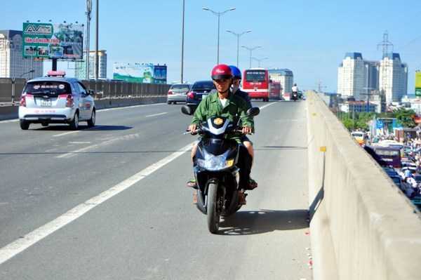 Đi xe máy vào đường cao tốc sẽ bị phạt gấp 10 lần hiện nay