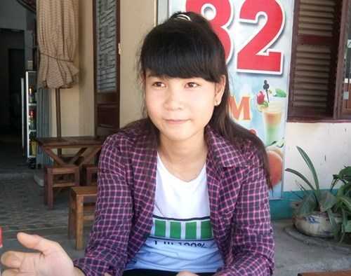 Không có tiền đến lớp, cô học trò nghèo nghỉ học đi…ở đợ