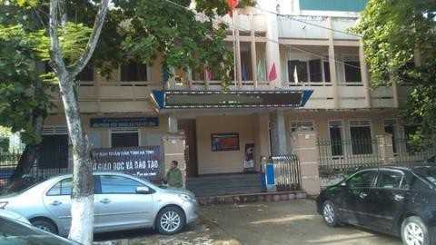 Cán bộ Sở GD-ĐT bị kiểm điểm vì không uống bia chính chủ