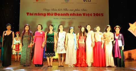 Gay cấn vòng bán kết của 'Tài năng nữ doanh nhân Việt 2015'