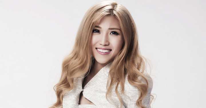 Trang Pháp hé lộ ê-kíp Hàn Quốc hoành tráng hợp tác trong single mới