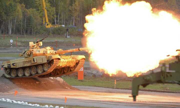 Video: Xe tăng T-90 vừa bay vừa nhả đạn