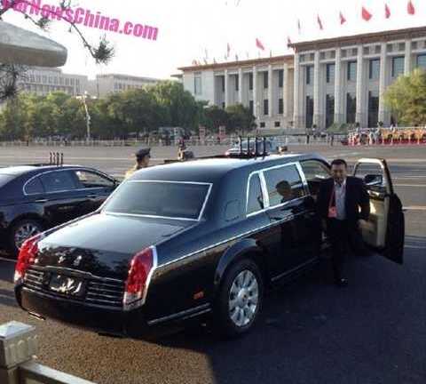 Cửa nóc đặc biệt xe Hồng Kỳ chở chủ tịch Trung Quốc trong lễ duyệt binh 3/9