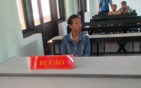 'Đội lốt' làm từ thiện, nữ quái thực hiện hàng loạt vụ trộm