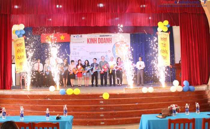 Hơn 3.000 sinh viên thử thách trong 'Thử tài kinh doanh lần 5'