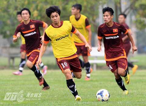 Công Phượng chưa tập luyện cùng tuyển Việt Nam