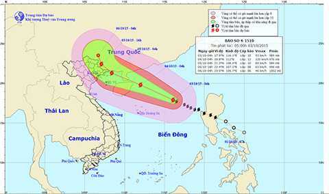 Bão số 4 ngày càng mạnh, đi vào Biển Đông