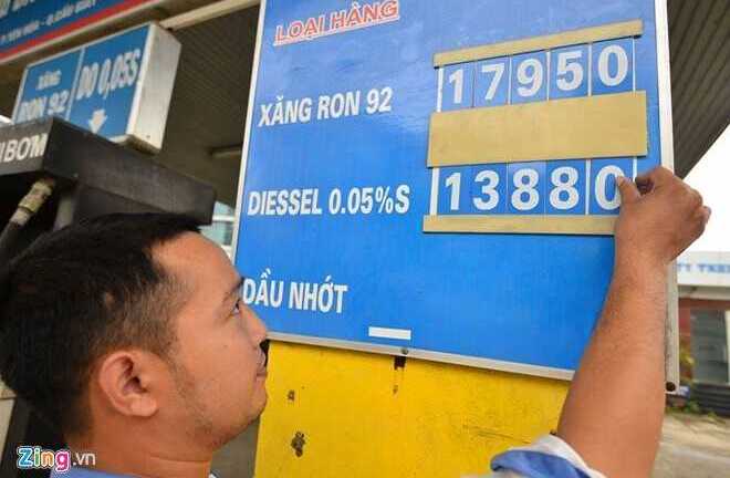 Giá xăng Việt Nam khó tăng trong tháng 10?