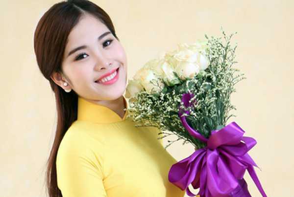 Hoa hậu hoàn vũ Việt Nam 2015: Kinh ngạc với câu trả lời ngây ngô của thí sinh
