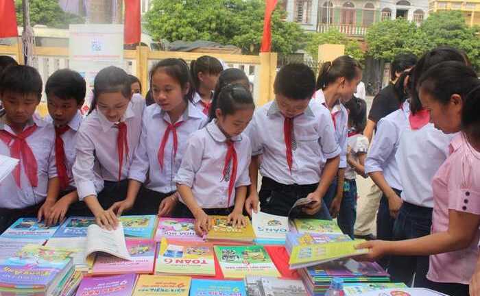 Một huyện có 1055 tủ sách, thư viện