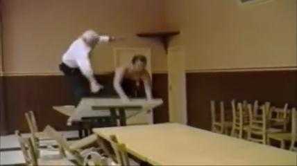 Video: Cười vỡ bụng với những tai nạn lãng xẹt ‘để đời’
