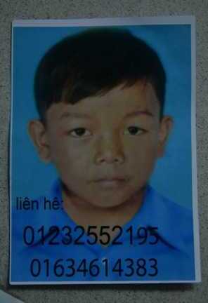 Bé trai bán vé số mất tích bí ẩn ở Sài Gòn