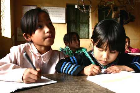 15 đối tượng được miễn học phí