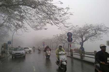 Không khí lạnh tăng cường, Bắc Bộ mưa dông diện rộng