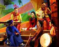 Thách thức bủa vây di sản ca Huế