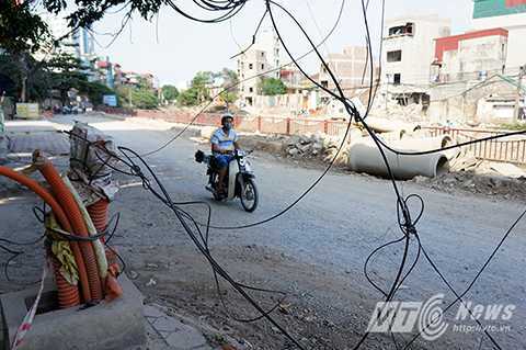 Ám ảnh dây điện bẫy người giữa lòng thủ đô