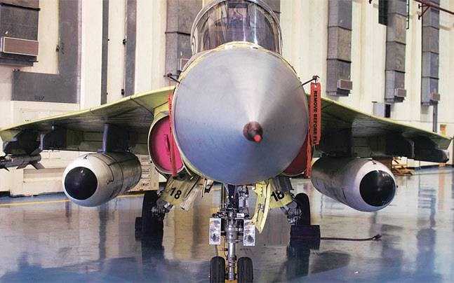 Không quân Ấn Độ đặt hàng 100 máy bay chiến đấu hạng nhẹ