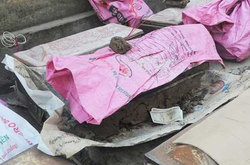 Tiếp tục phát hiện hài cốt trước cổng trường Đại học Công Đoàn