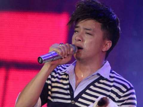 Quỳnh Nga, Thu Thủy 'muối mặt' vì bị phát hiện hát nhép