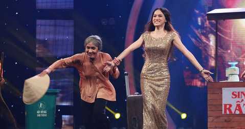 Thanh Bạch, Trấn Thành rơi nước mắt xem Hương Giang Idol diễn kịch