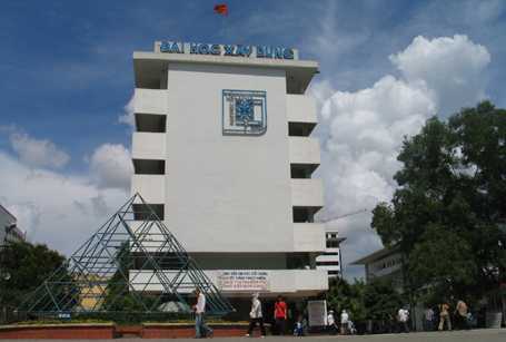 Người phụ nữ tử vong tại trường Đại học Xây dựng