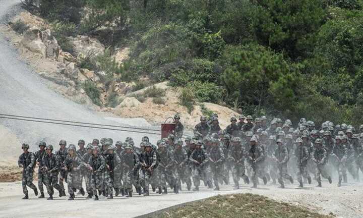 Trung Quốc trấn áp các tổ chức tư nhân trong quân đội