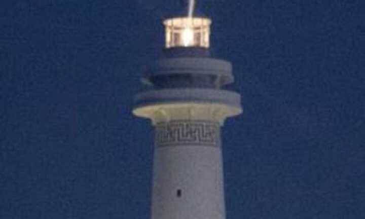 Trung Quốc ngang ngược xây thêm hải đăng ở Hoàng Sa