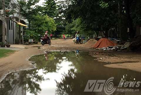 Dân khốn khổ với con đường '5 không' ở Đà Nẵng