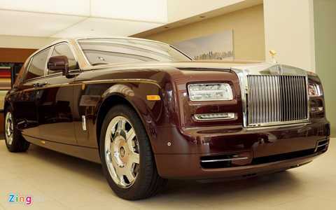 Chi tiết Rolls-Royce Phantom Lửa Thiêng duy nhất Việt Nam