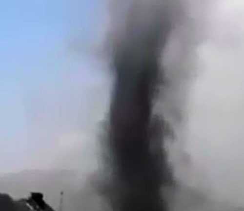 Clip: ‘Vòi rồng đen’ xuất hiện trên khai trường than ở Quảng Ninh