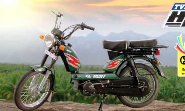 Xe ga Ấn Độ kiểu dáng Babetta giá chỉ 10 triệu đồng