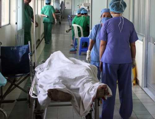 Hung thủ ra đầu thú sau 4 giờ sát hại nạn nhân