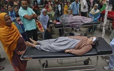 Động đất dữ dội ở Nam Á, con số thương vong tiếp tục tăng