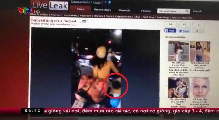 Dư luận quốc tế sửng sốt với mẹ Việt chở con ngủ trên xe máy