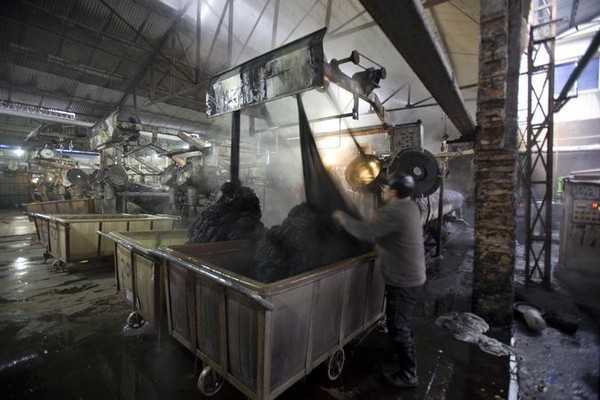 Thành tích gia công và sự trả giá tương lai