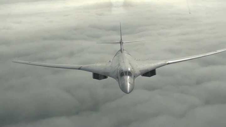 Video: Nga khoe sức mạnh dàn vũ khí hạng nặng siêu nguy hiểm