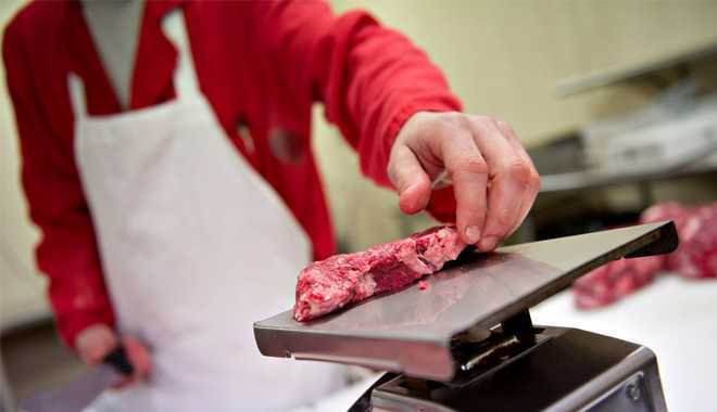 7 lý do khiến bạn lập tức quay lưng với quầy bán thịt bò